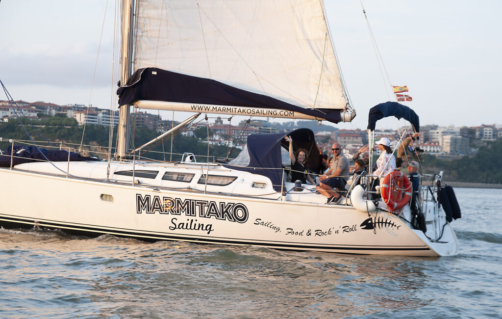 Marmitako Sailing